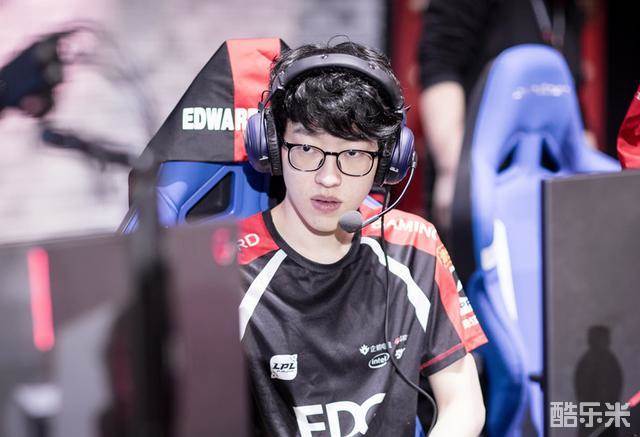 练对于场上 练对于场上