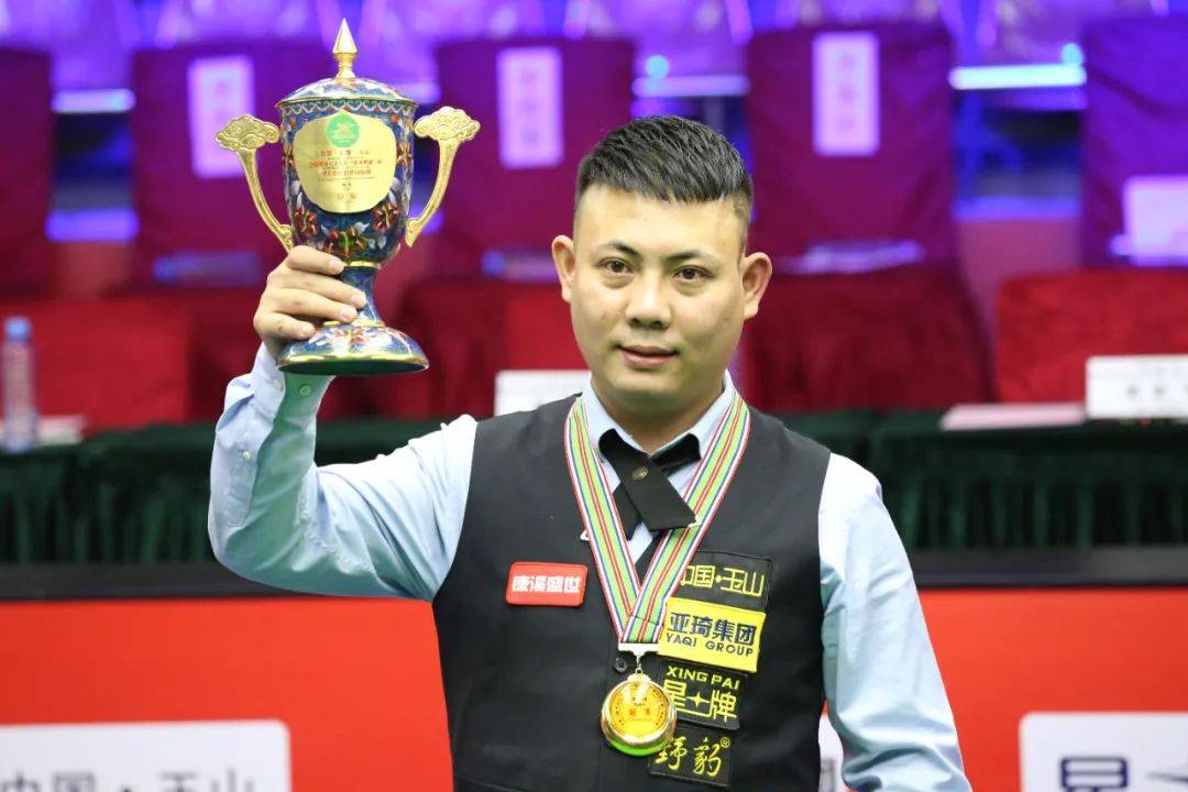 育中冠比赛 育中冠比赛